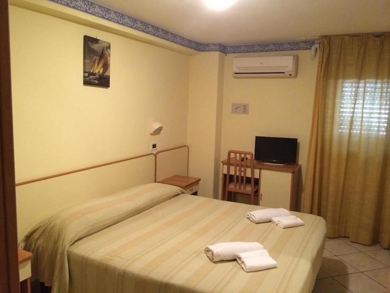Hotel Ambasciata Cesenatico Eksteriør billede