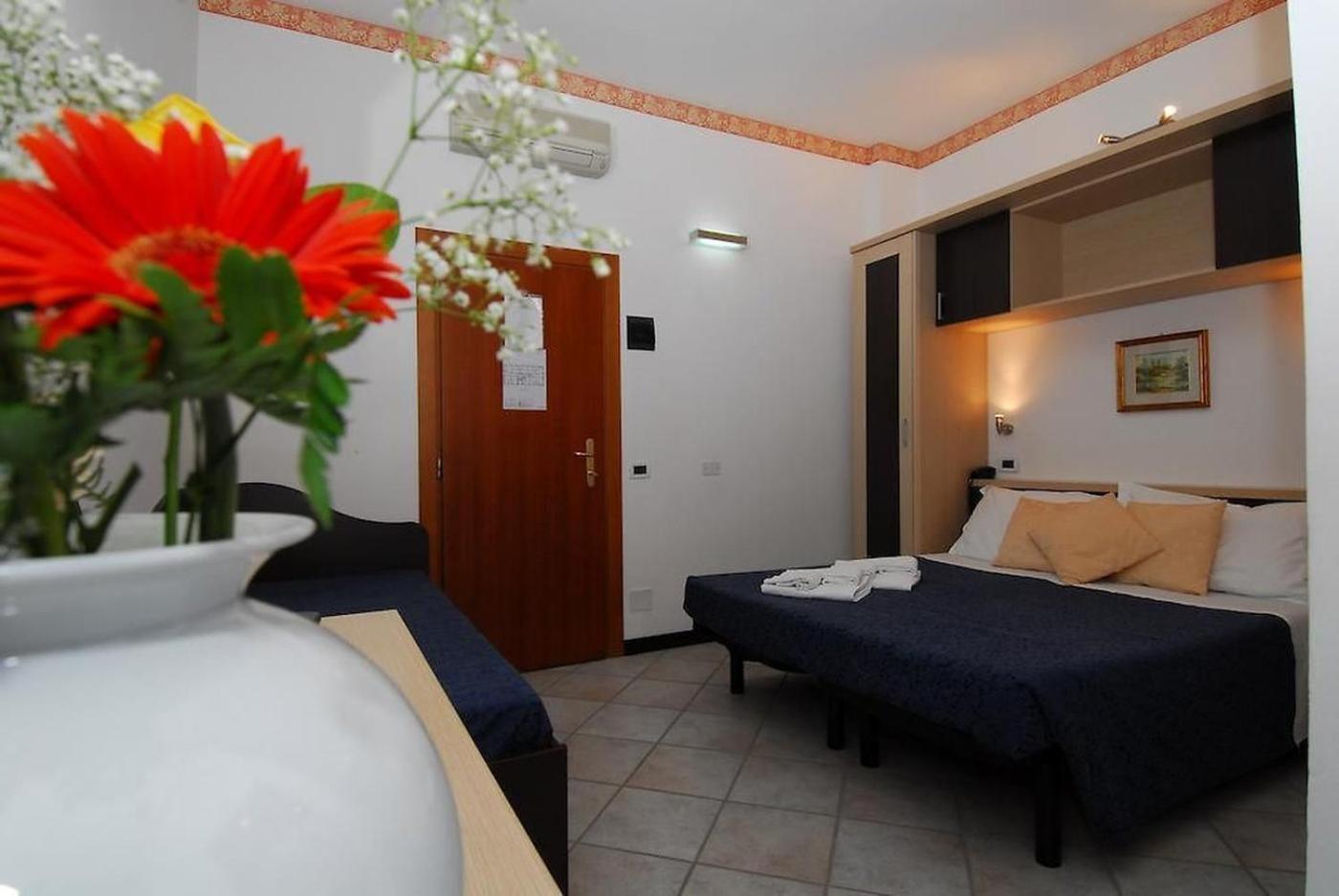Hotel Ambasciata Cesenatico Eksteriør billede
