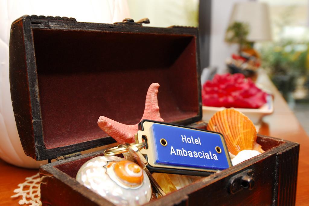 Hotel Ambasciata Cesenatico Eksteriør billede